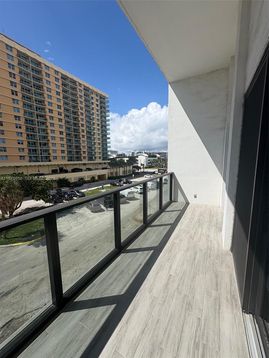 2301 S Ocean Drive 307 Property Photo 60
