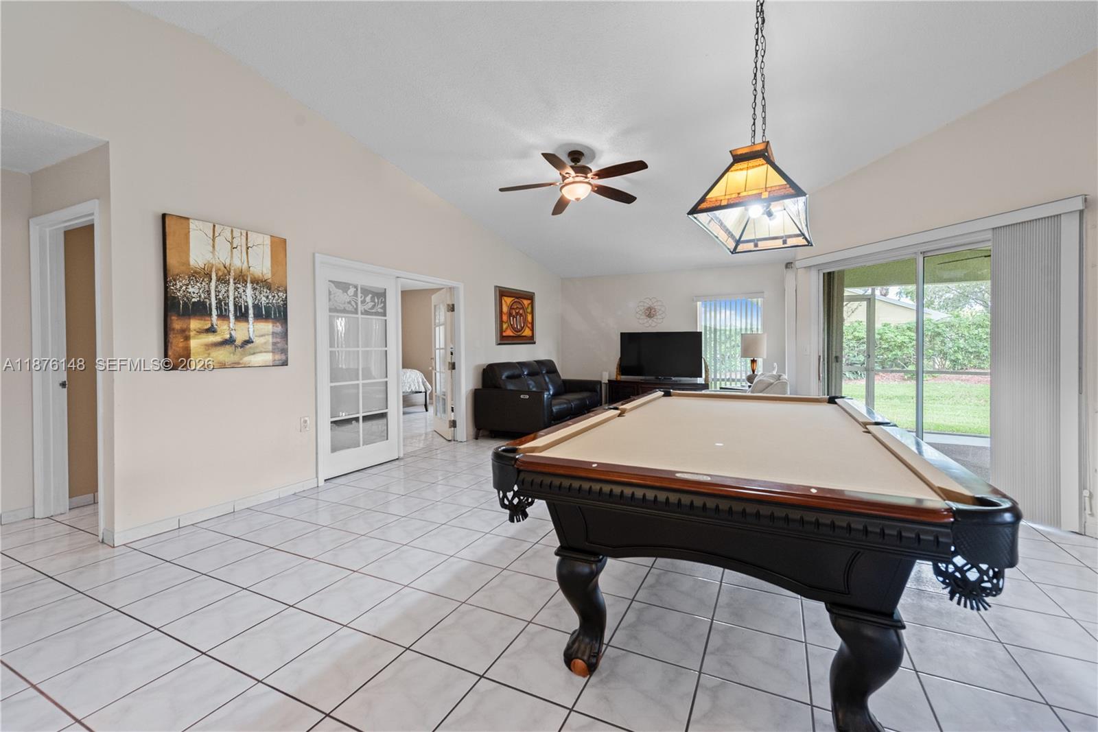2585 Se 7th Place Property Photo 1