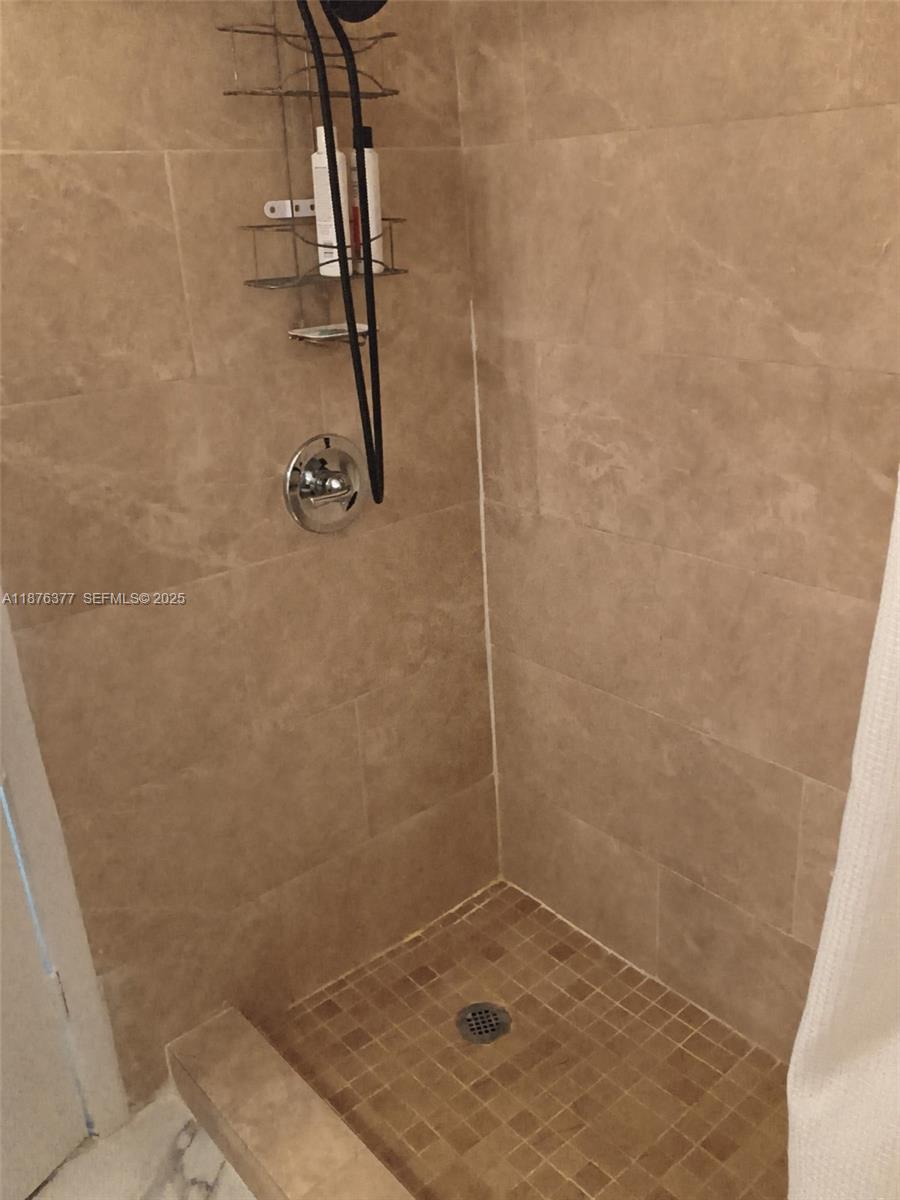 839 Nw 13th Avenue Property Photo 12