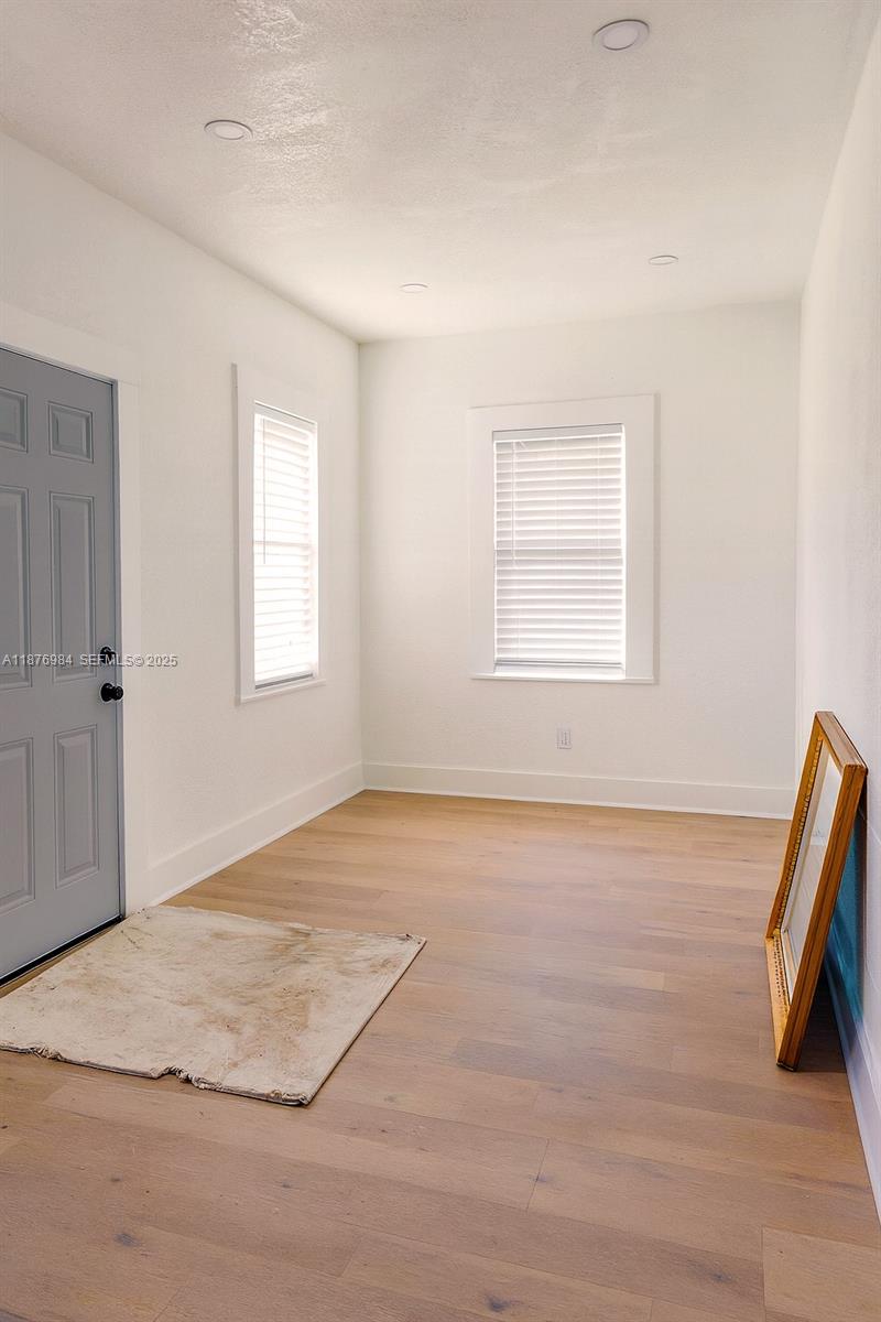7814 Nw 5th Court Property Photo 9