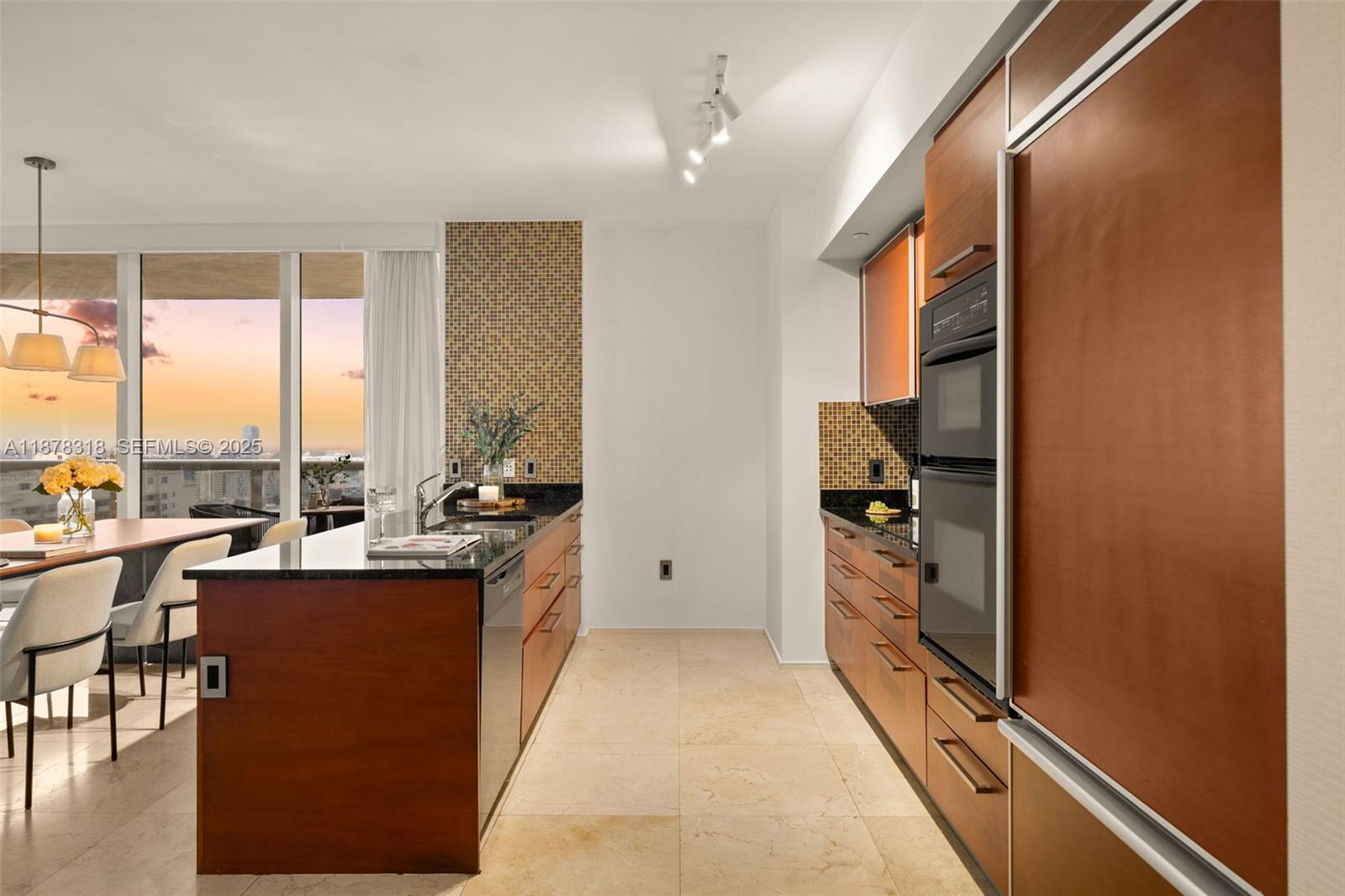 1830 S Ocean Drive 2306 Property Photo 8