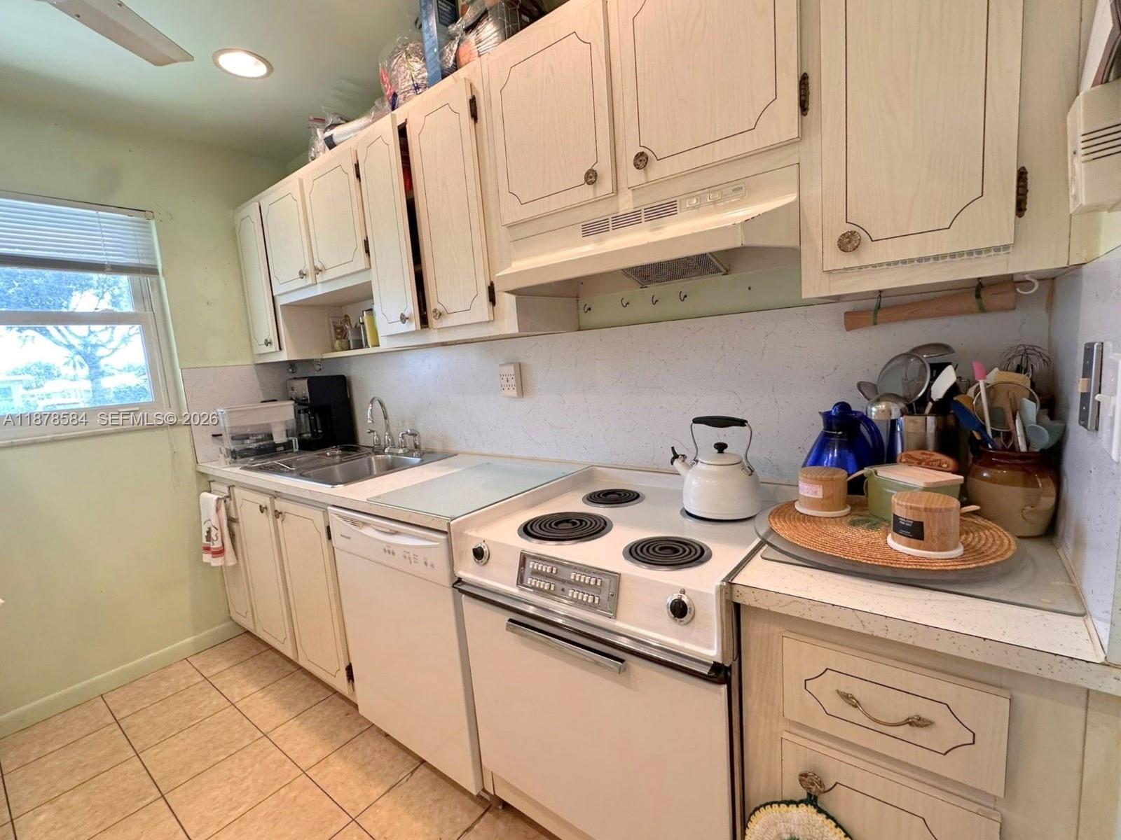 285 N High Point Boulevard A Property Photo 12