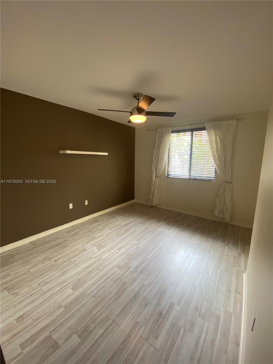 110 N Federal Highway 705 Property Photo 7