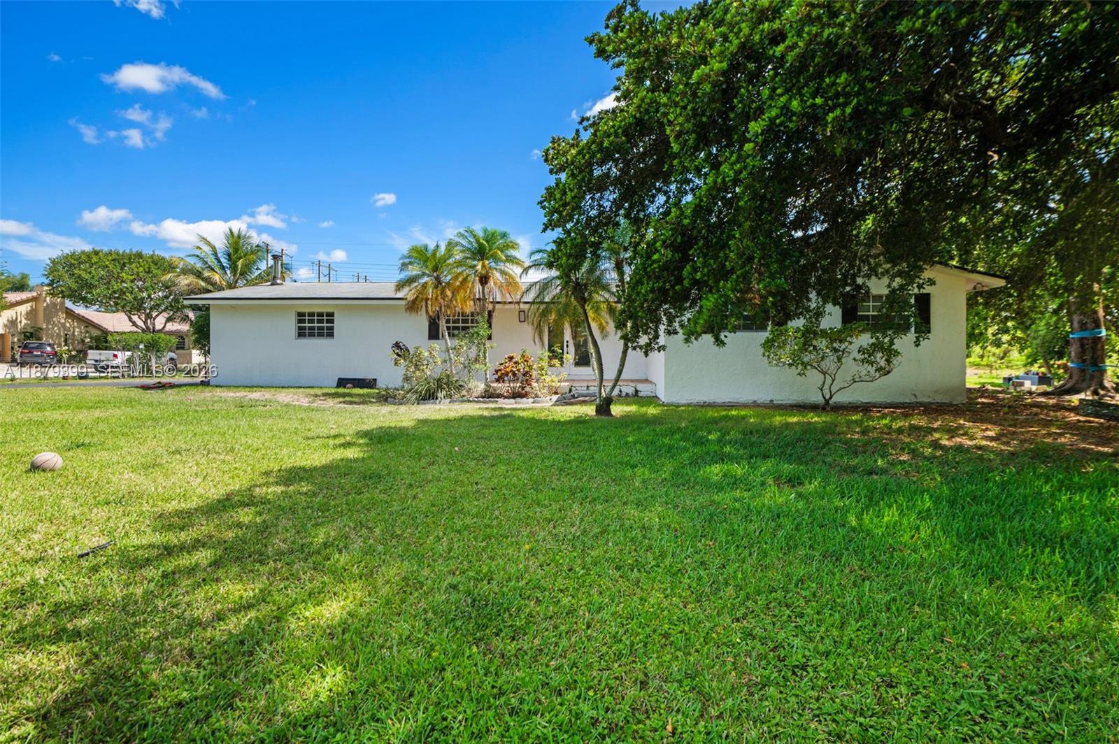 17611 Sw 66th Street Property Photo 1