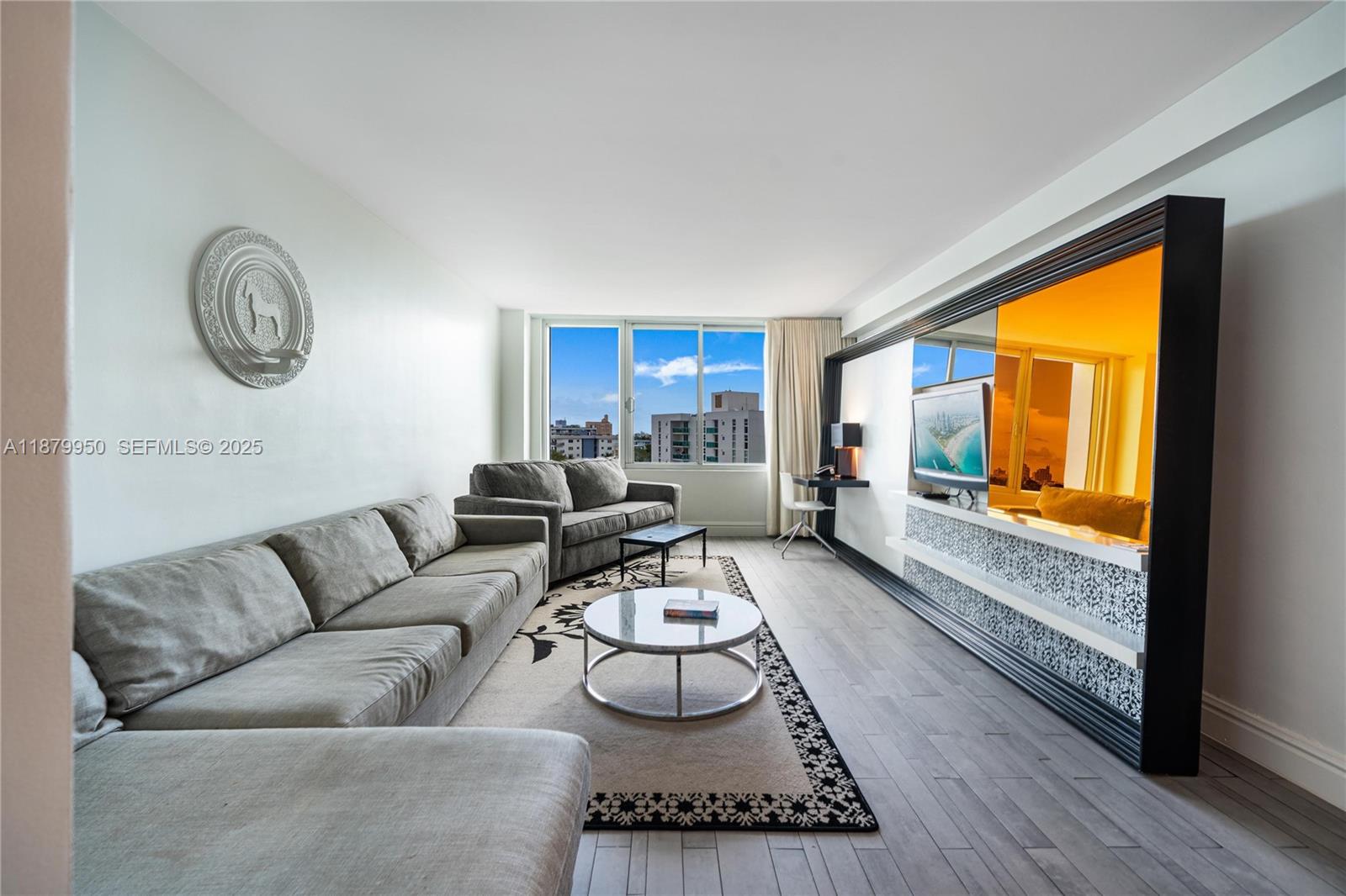A11879950 Property Photo 1