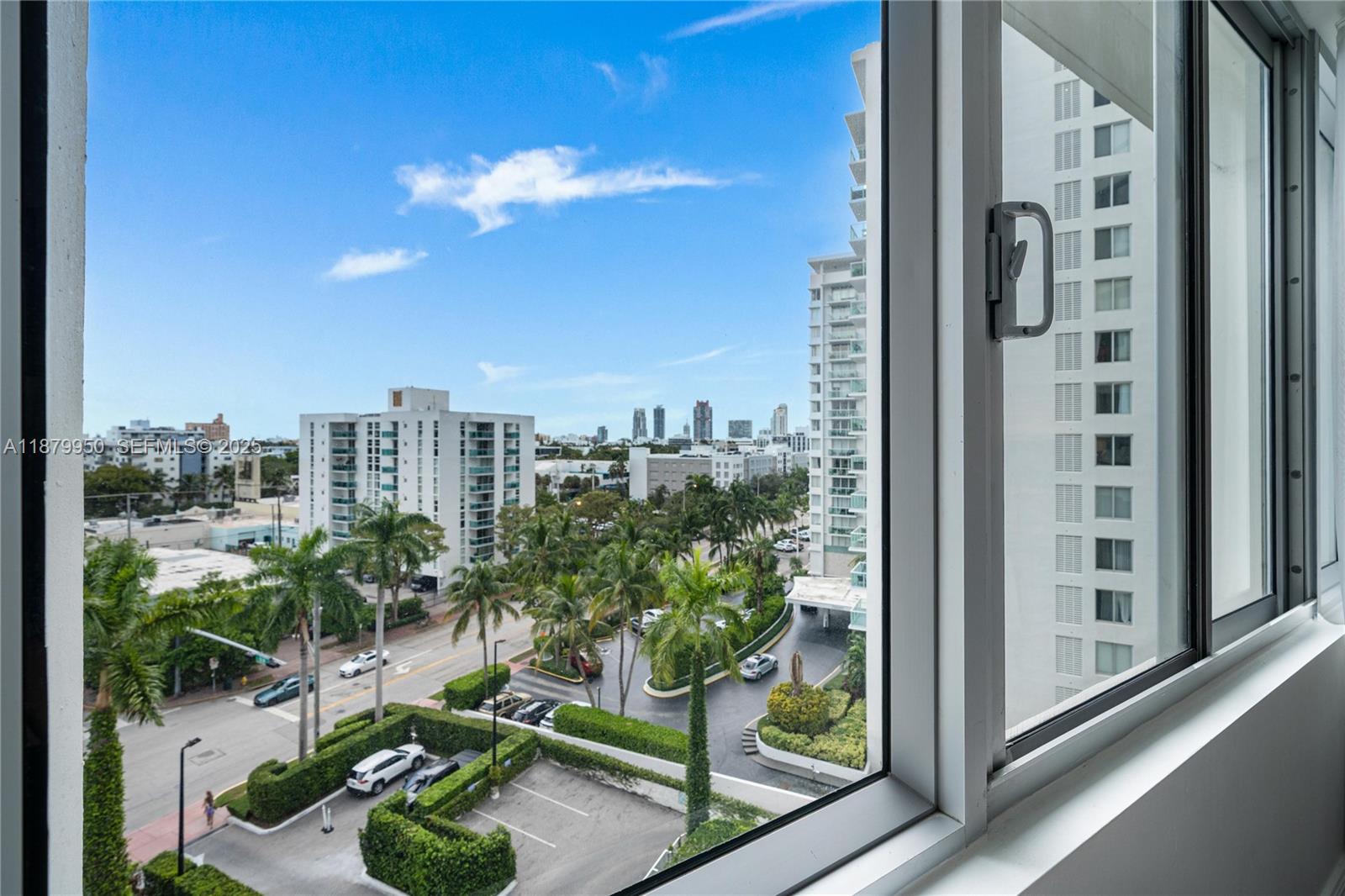 A11879950 Property Photo 8