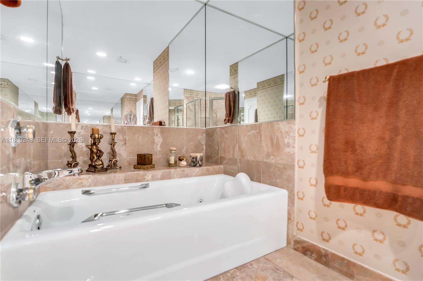 888 Brickell Key Drive 1807 Property Photo 23