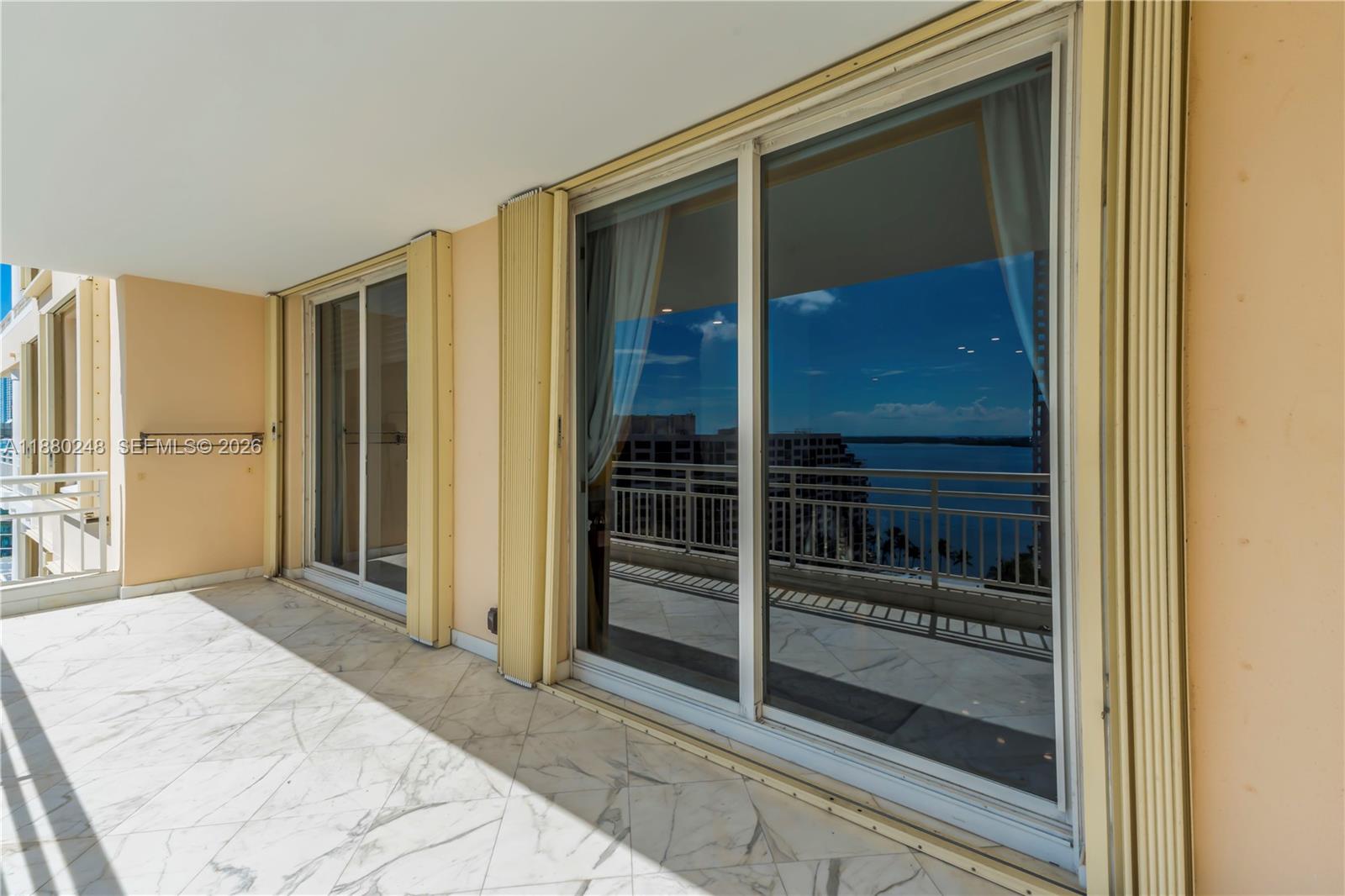 888 Brickell Key Drive 1807 Property Photo 33