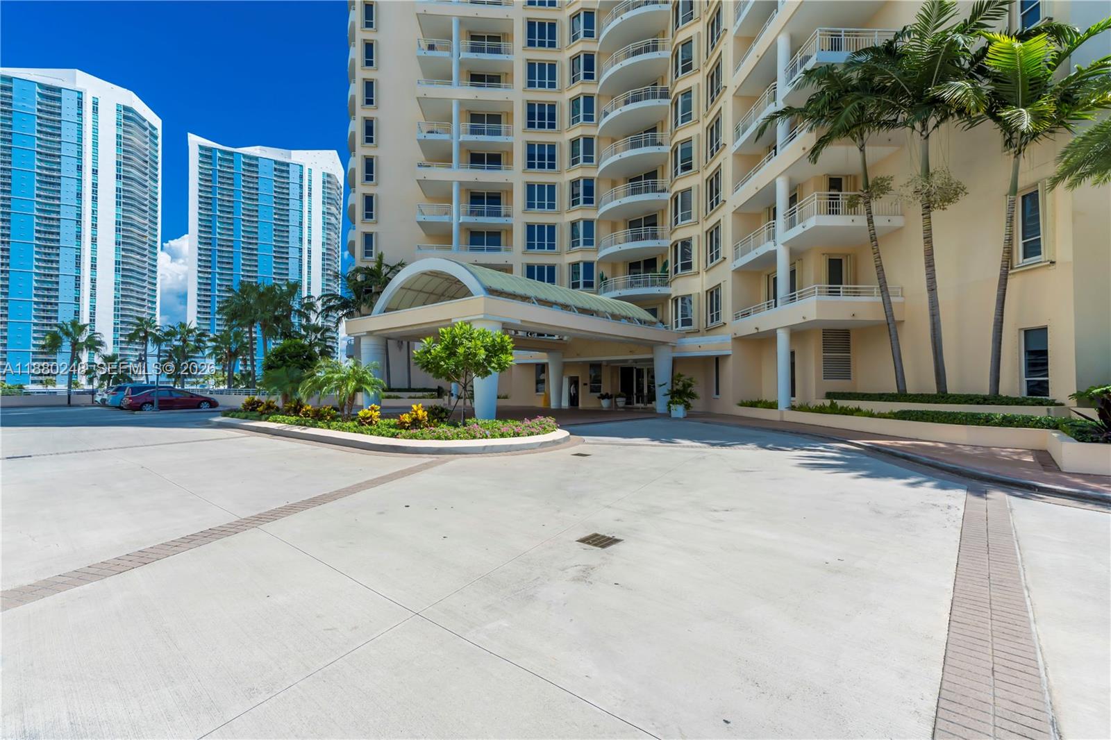 888 Brickell Key Drive 1807 Property Photo 46