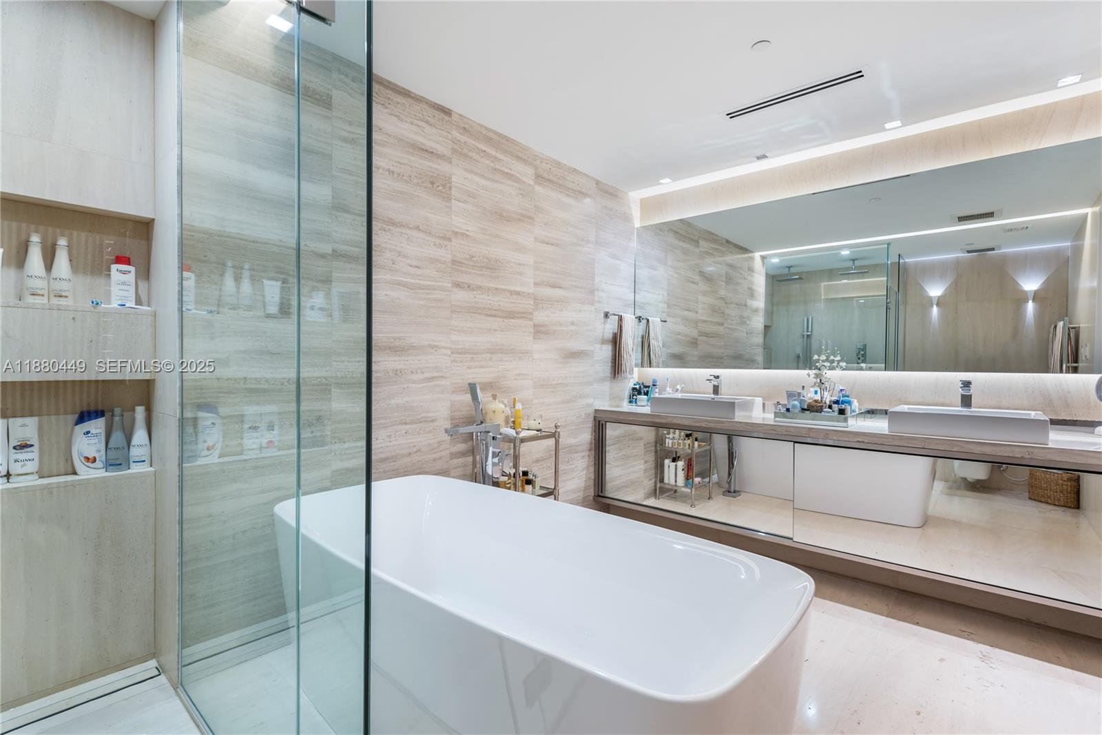 2514 Fisher Island Drive 6104 Property Photo 21