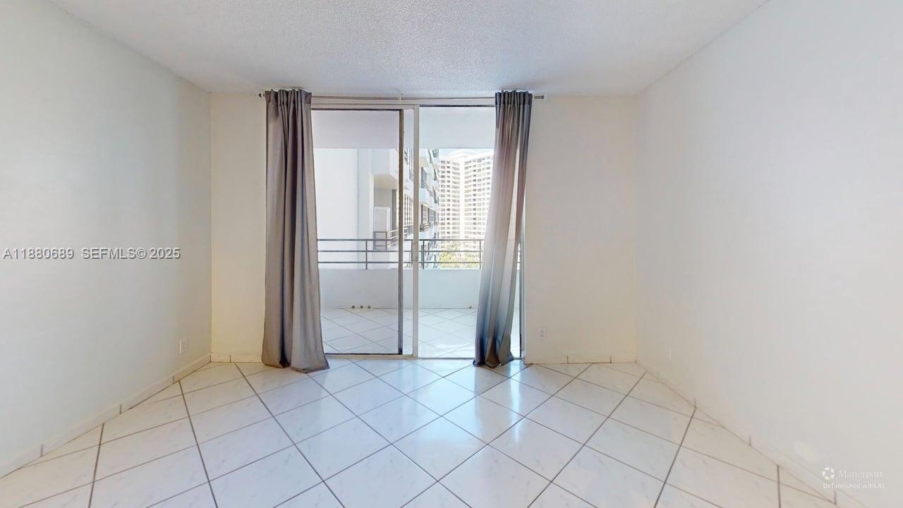 500 Three Islands Boulevard 822 Property Photo 16