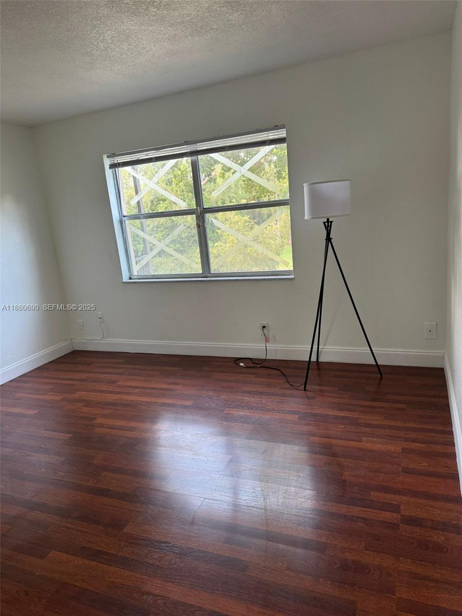 A11880690 Property Photo 9