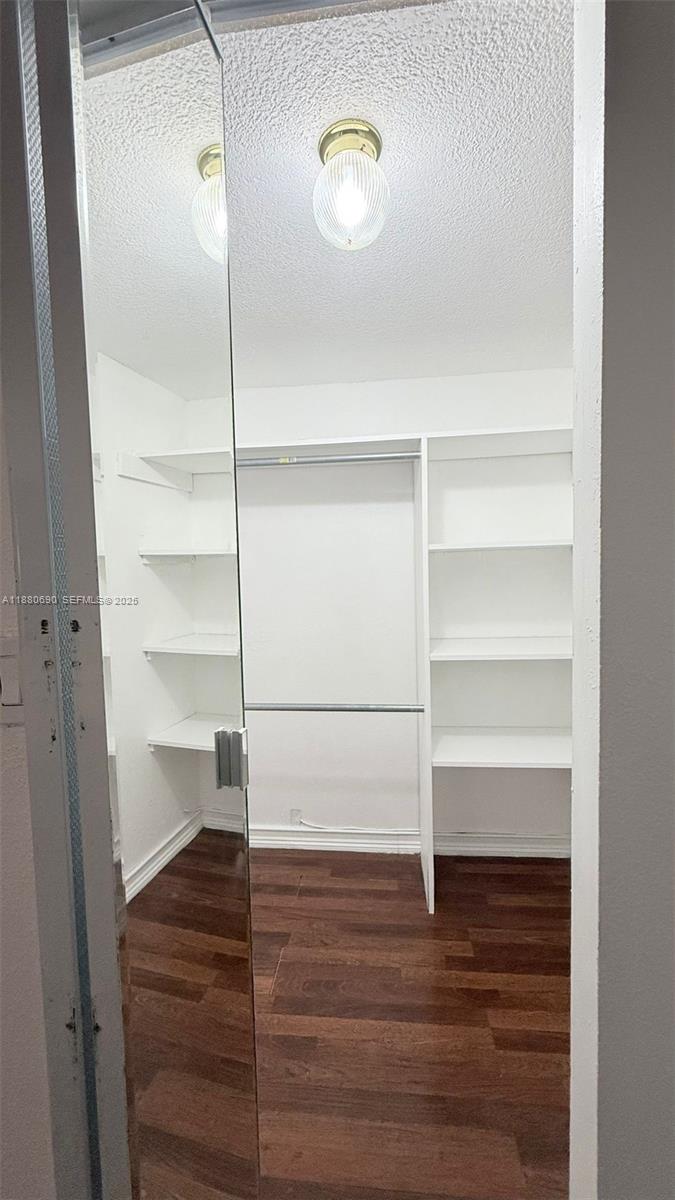 A11880690 Property Photo 14