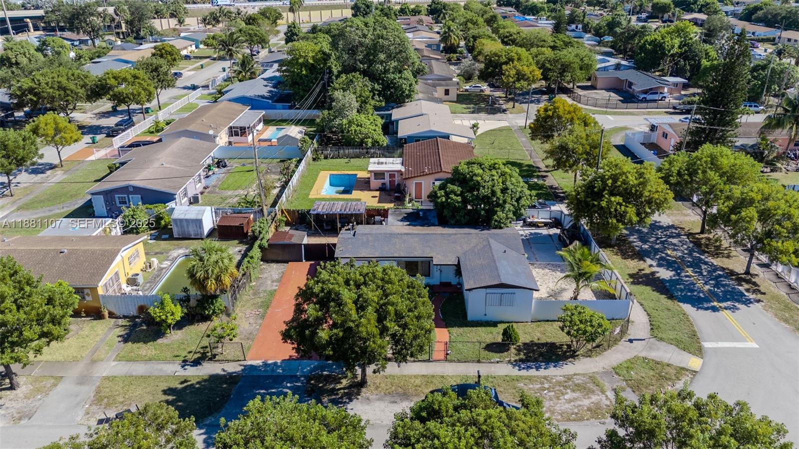 A11881107 Property Photo 5