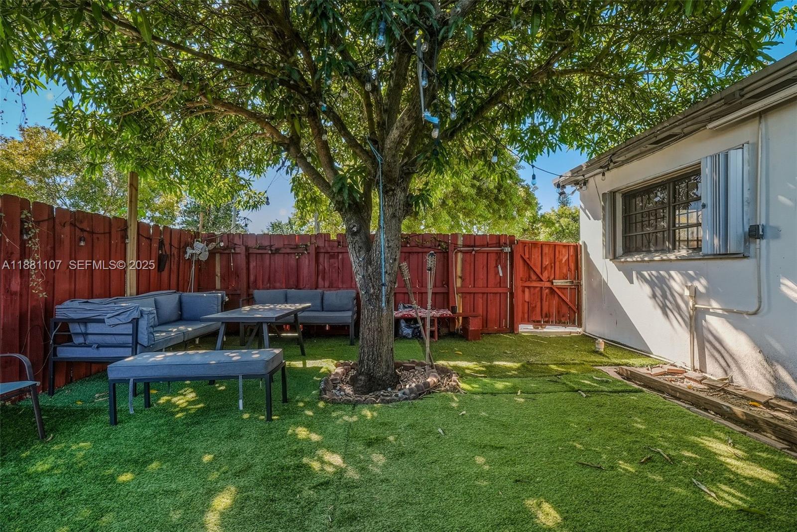 A11881107 Property Photo 16