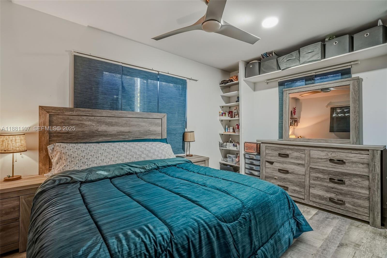 A11881107 Property Photo 23