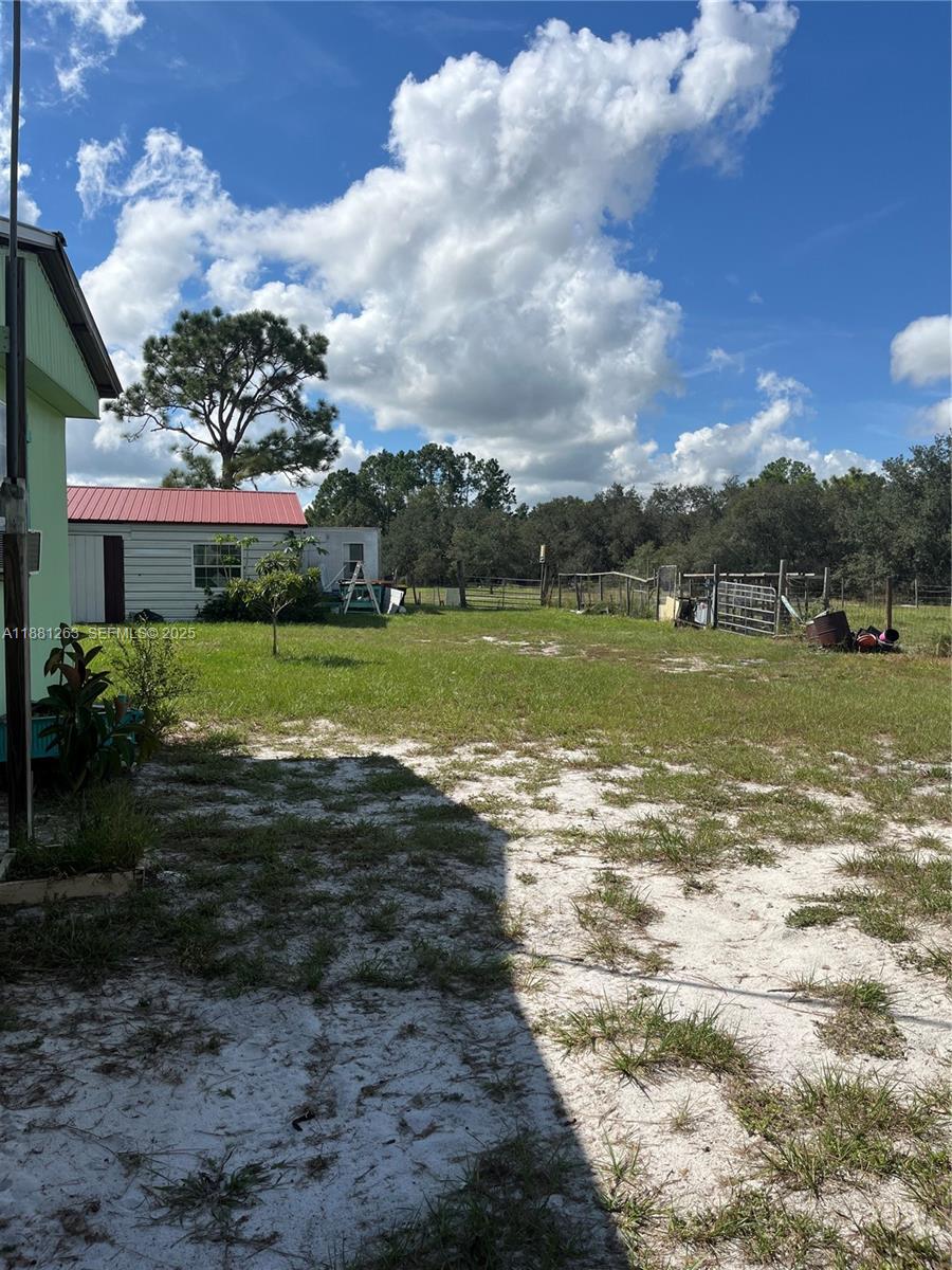 105 Farrer Road Property Photo 3