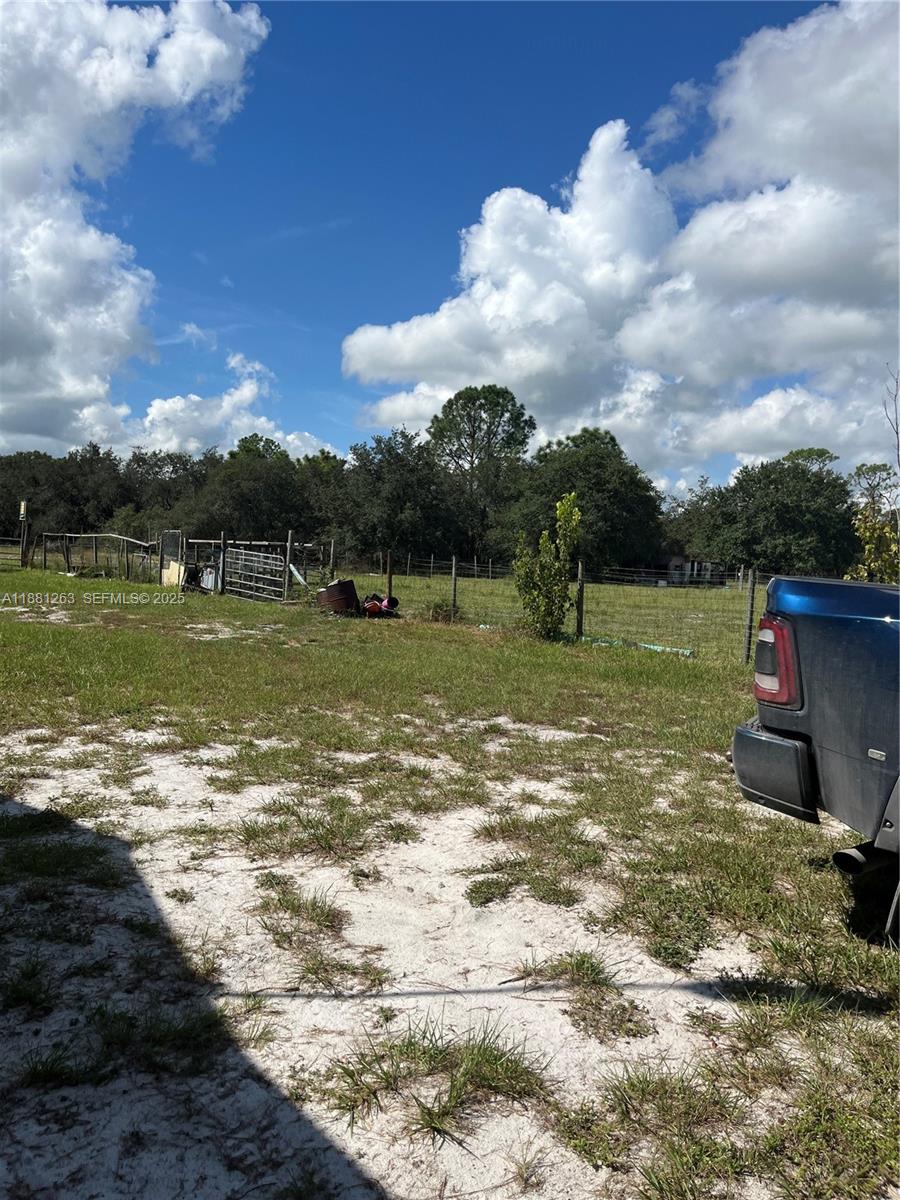 105 Farrer Road Property Photo 4