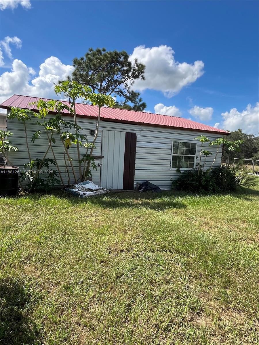 105 Farrer Road Property Photo 29