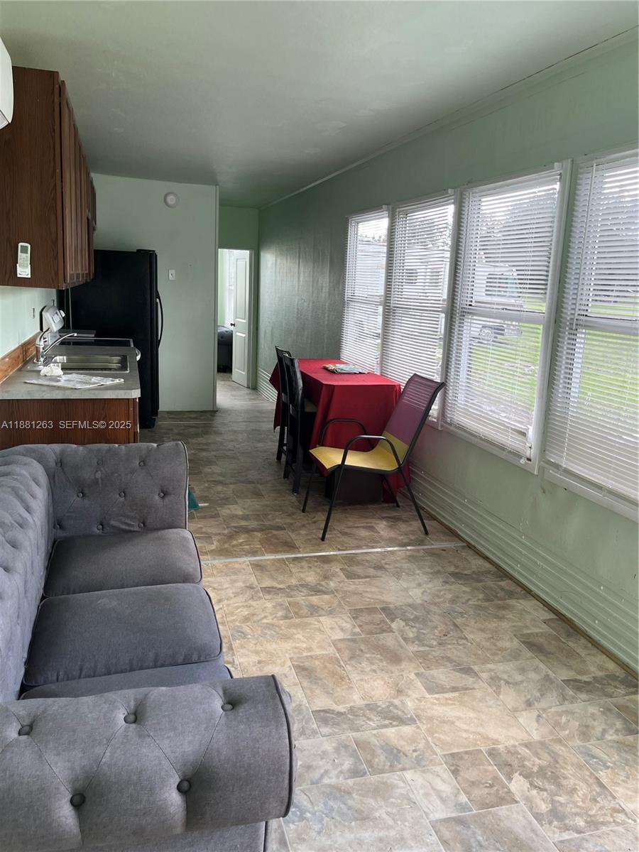 105 Farrer Road Property Photo 40