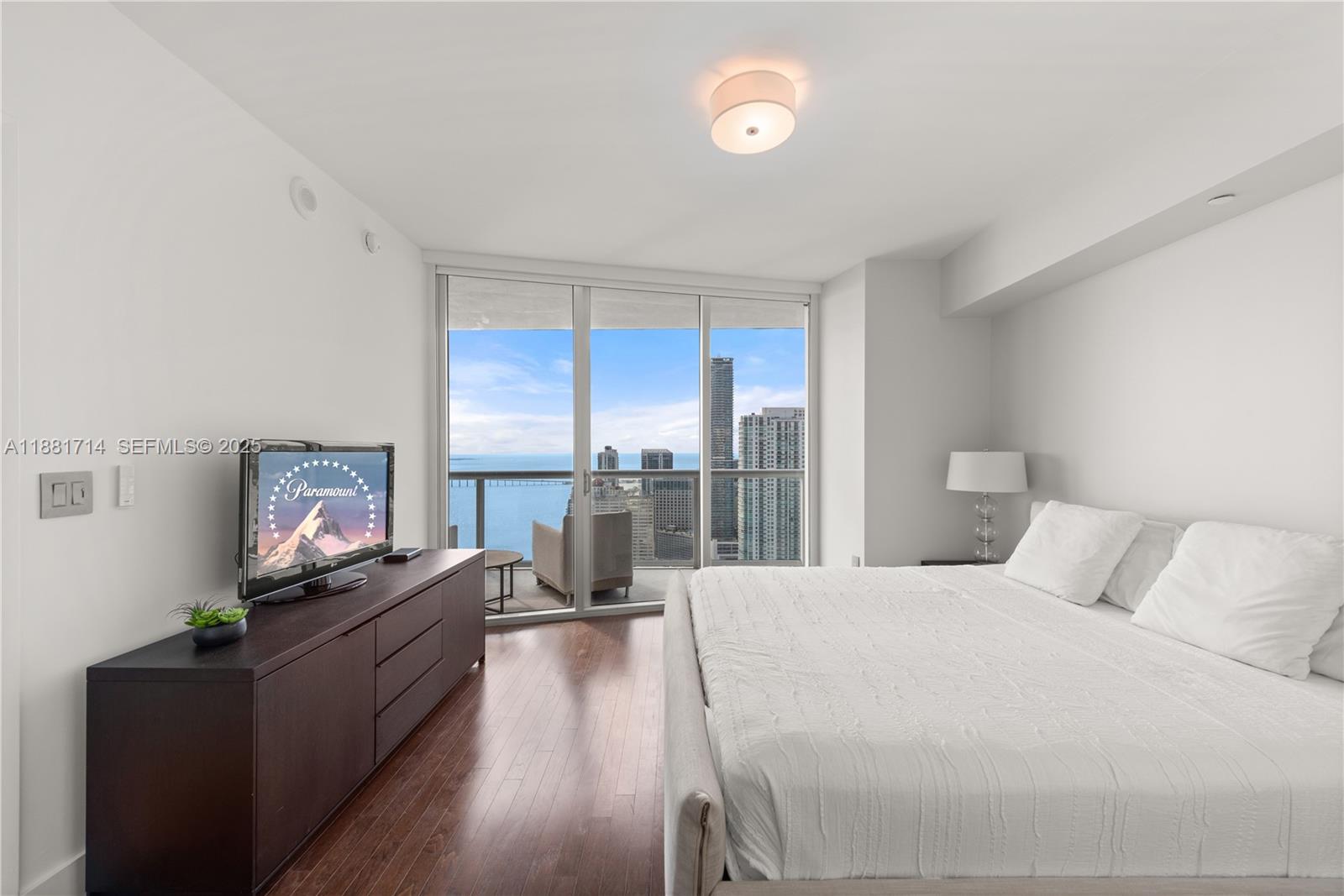 495 Brickell Avenue 5003 Property Photo 11