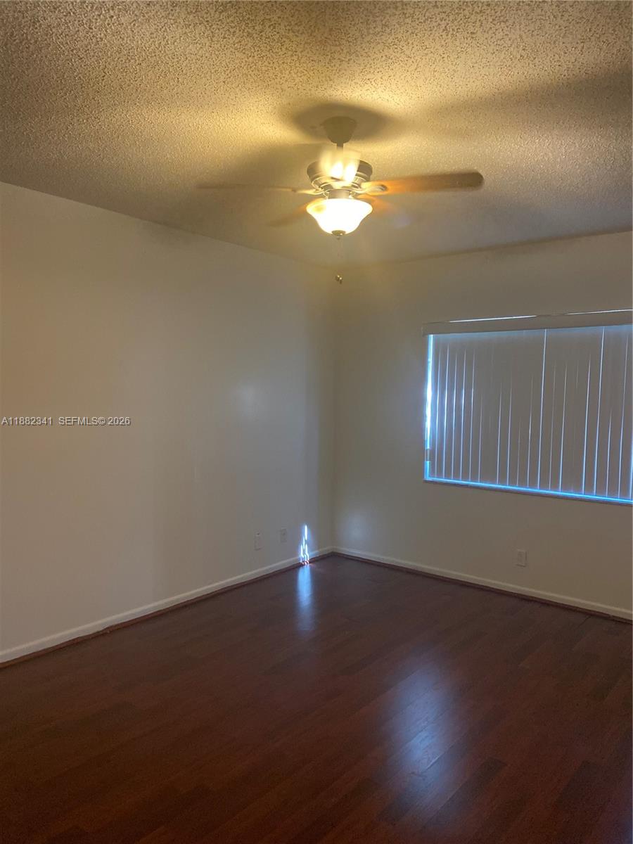 1301 Ne 7th Street 106 Property Photo 6