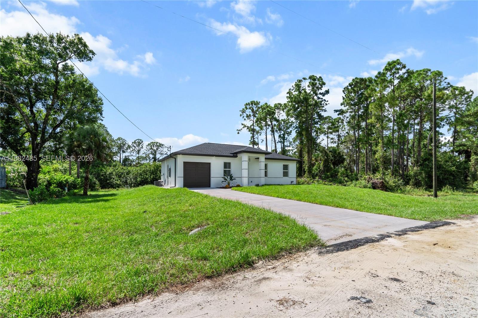 936 Anthony E Property Photo 35