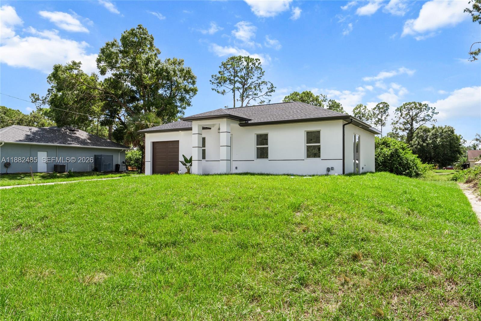 936 Anthony E Property Photo 38