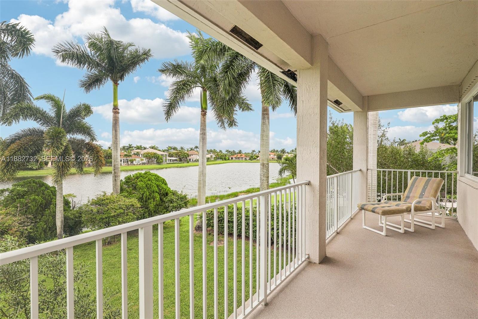 11759 Paradise Cove Lane Property Photo 4