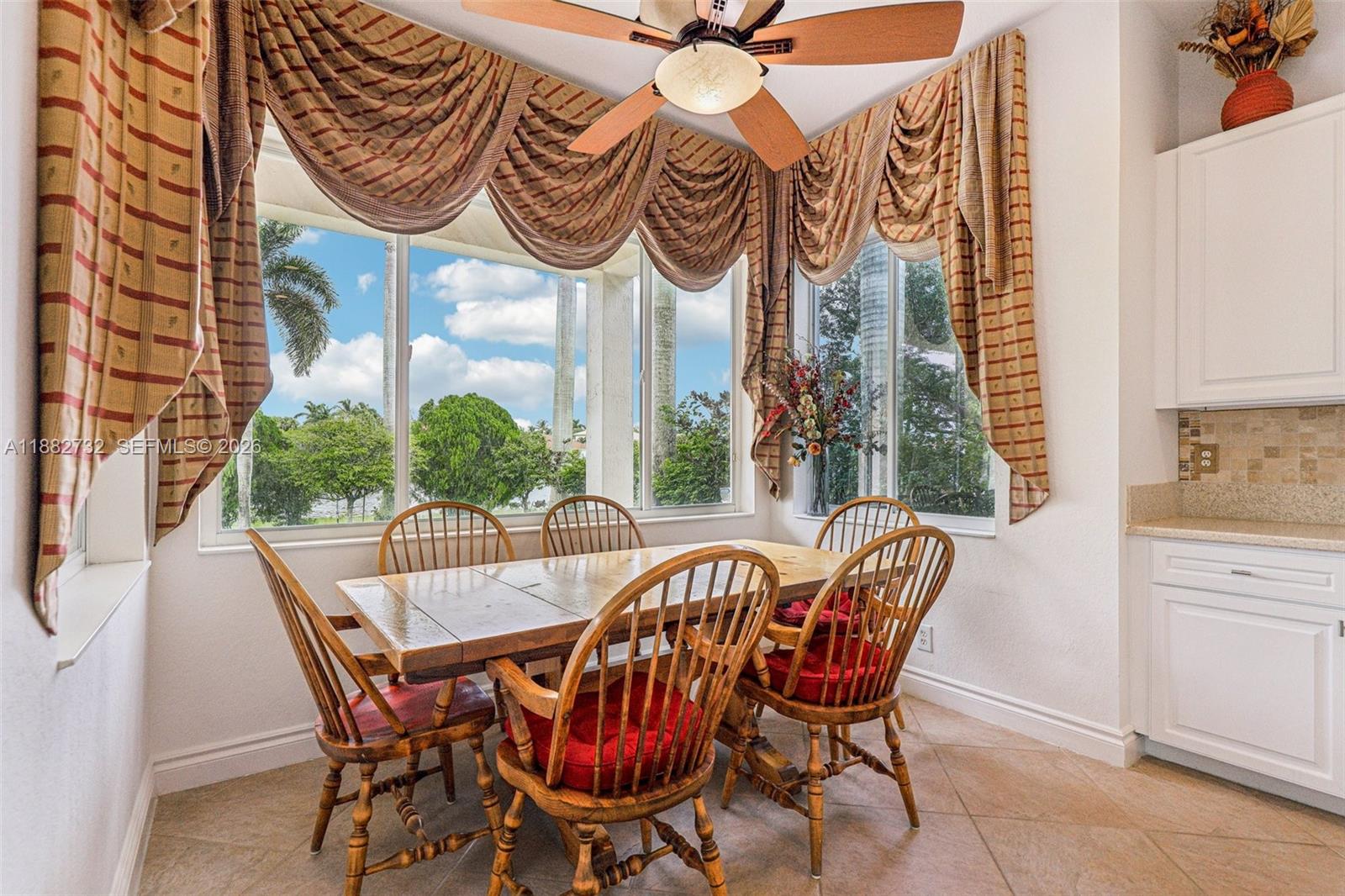 11759 Paradise Cove Lane Property Photo 17