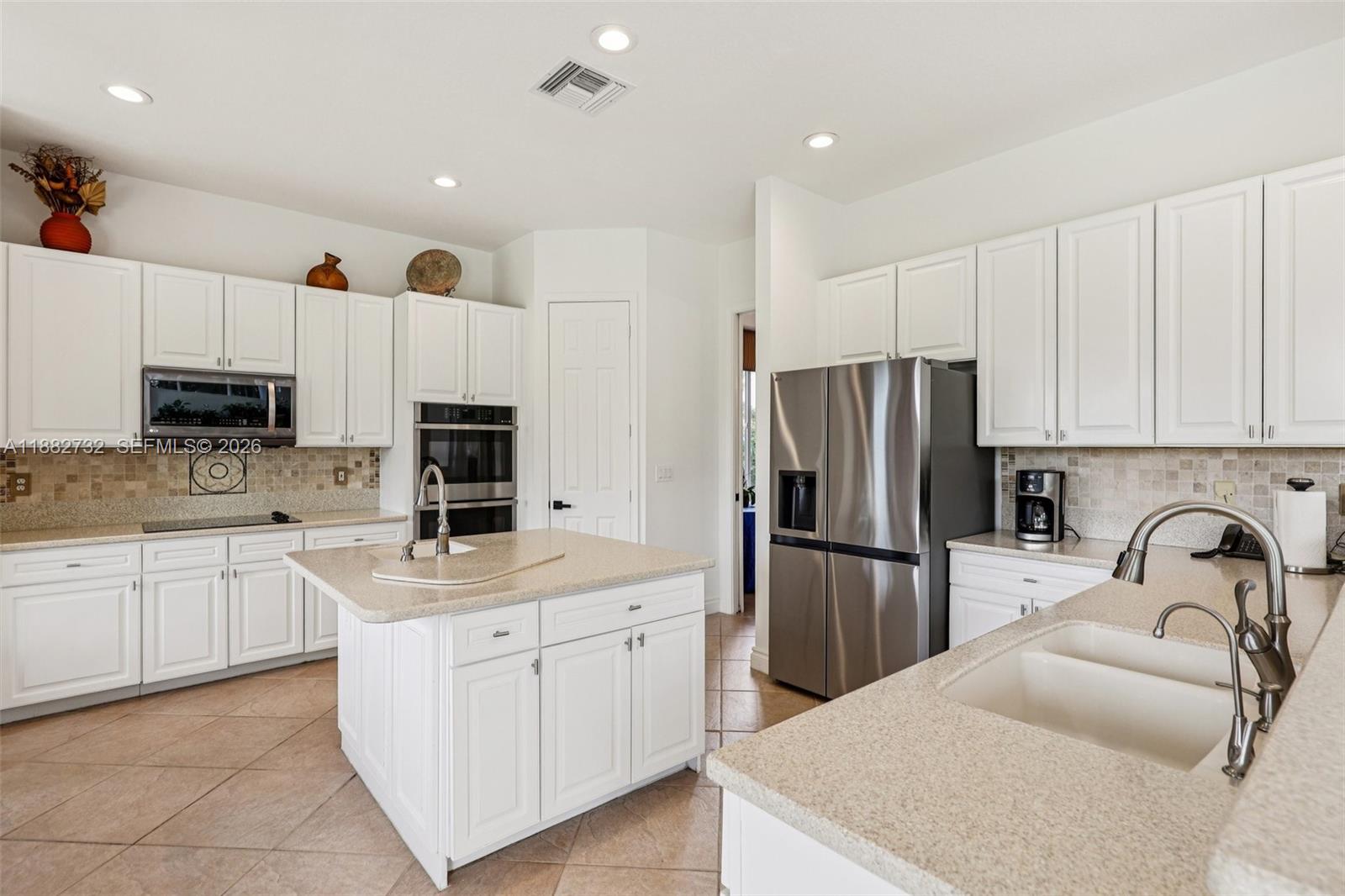 11759 Paradise Cove Lane Property Photo 22