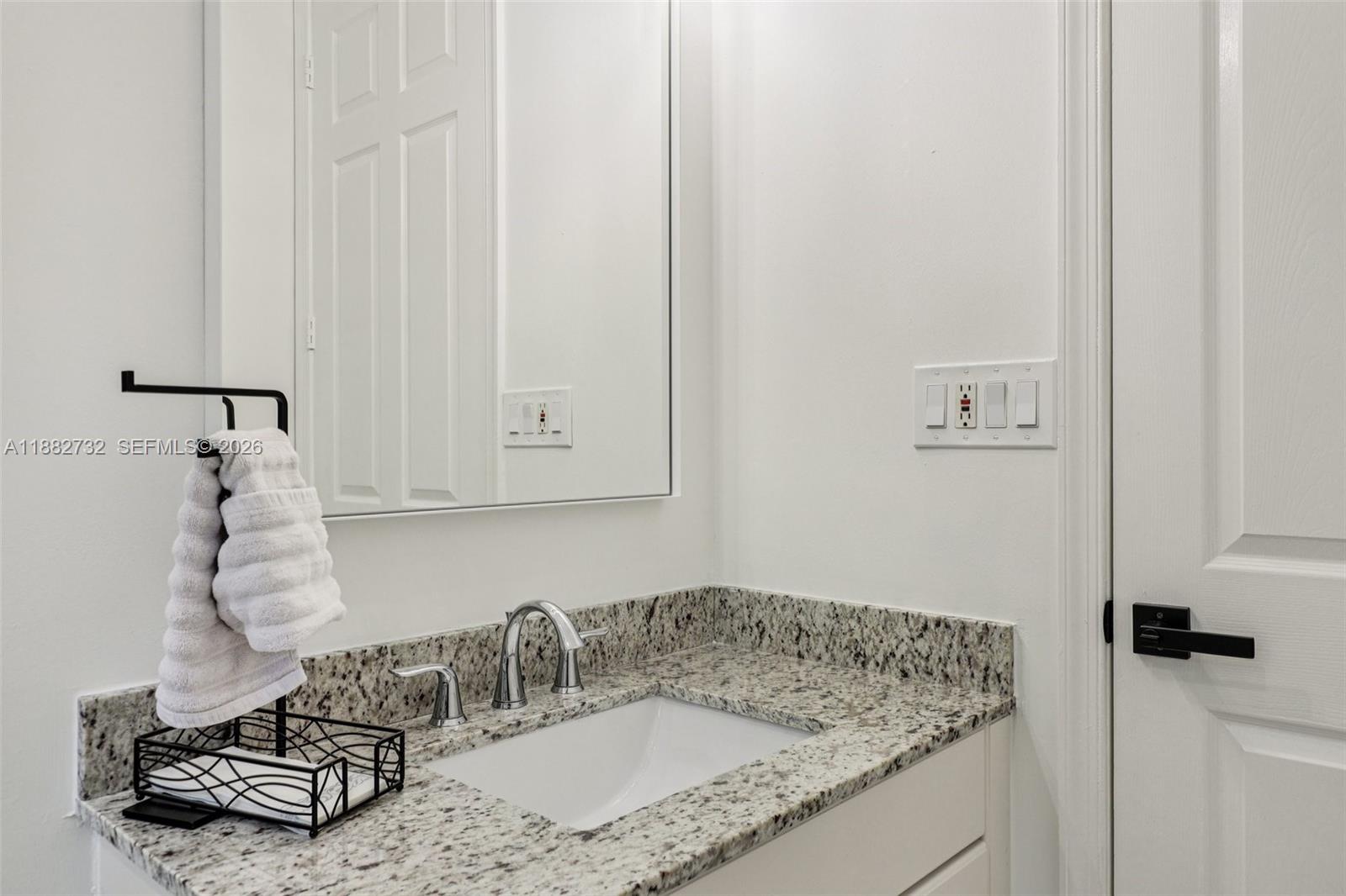 11759 Paradise Cove Lane Property Photo 26
