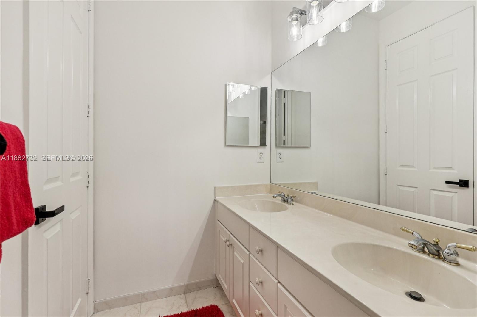 11759 Paradise Cove Lane Property Photo 37