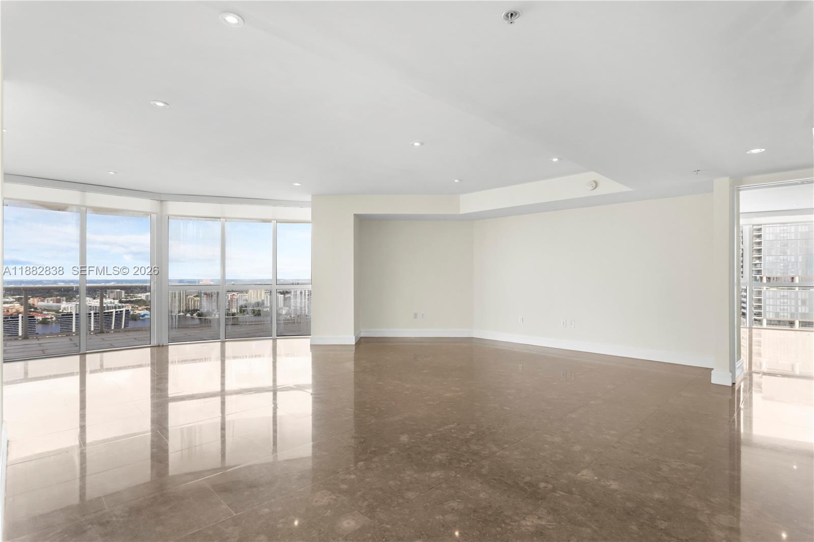 18201 Collins Avenue 5301 Property Photo 4