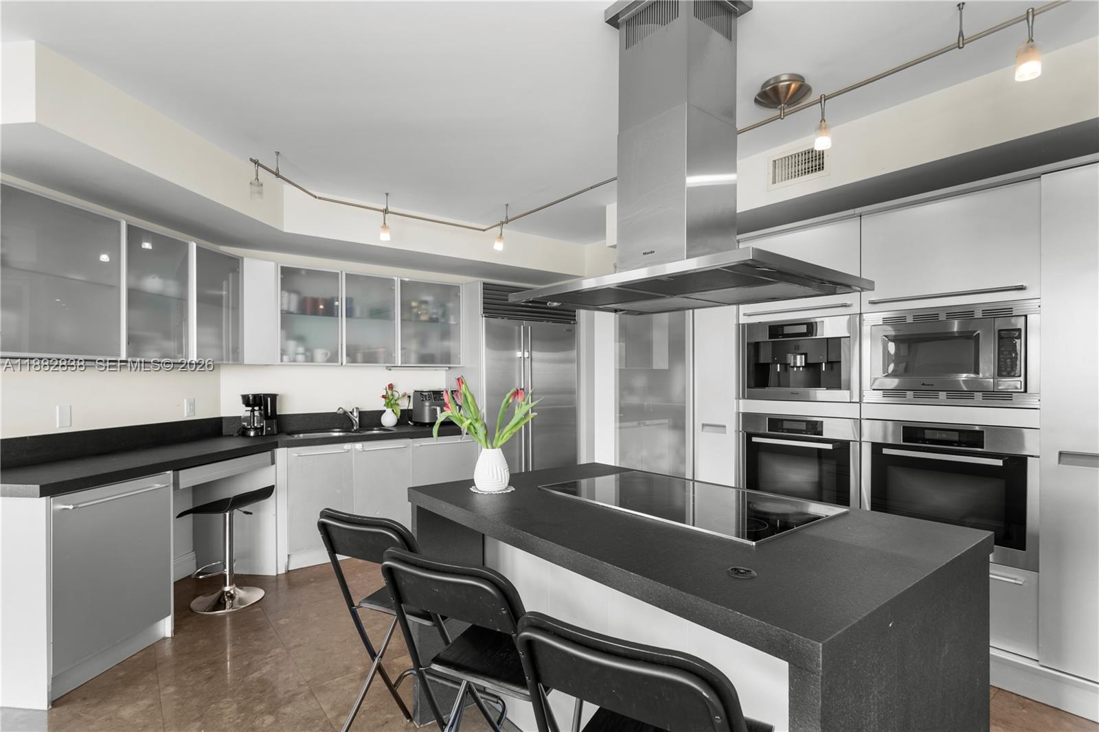 18201 Collins Avenue 5301 Property Photo 17