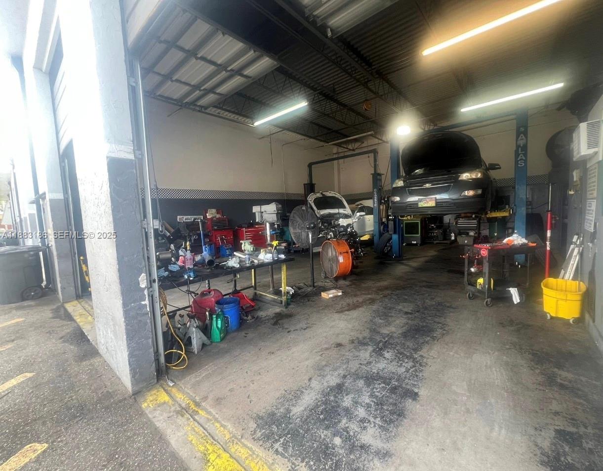 A11883186 Property Photo 3