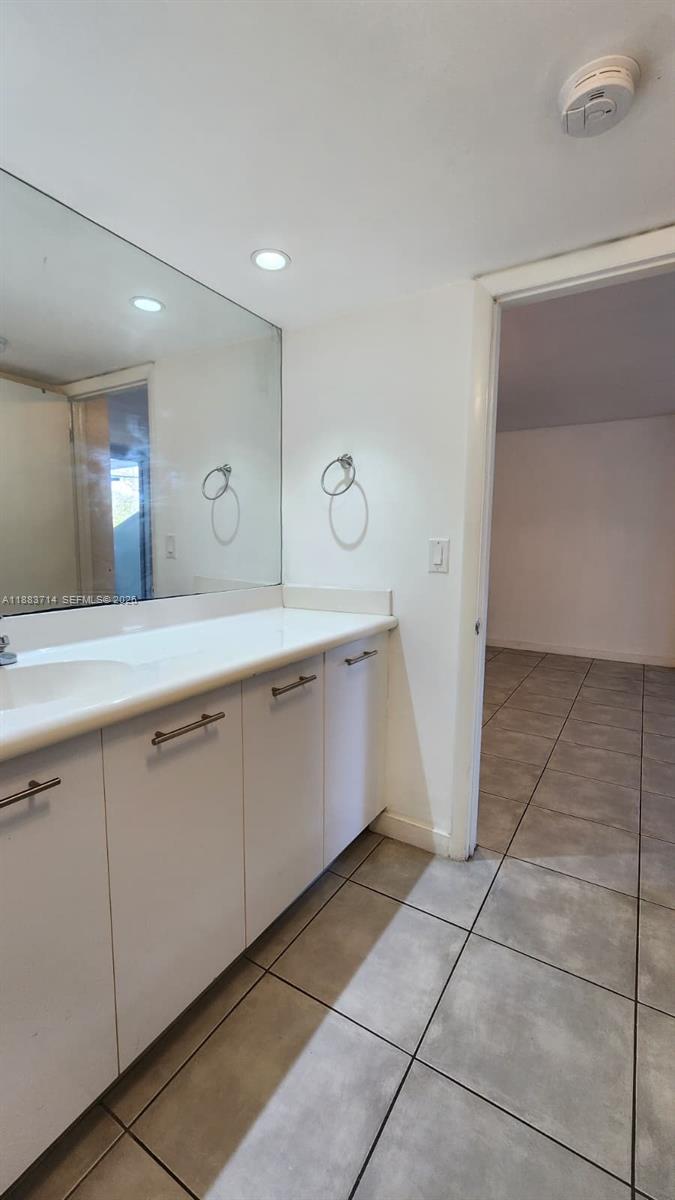 A11883714 Property Photo 19