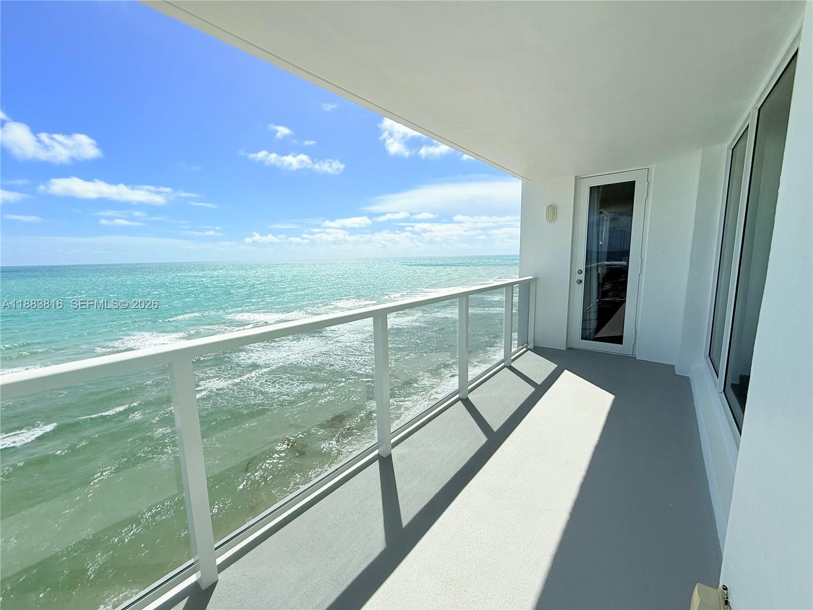 2751 S Ocean Drive 1204S Property Photo 1