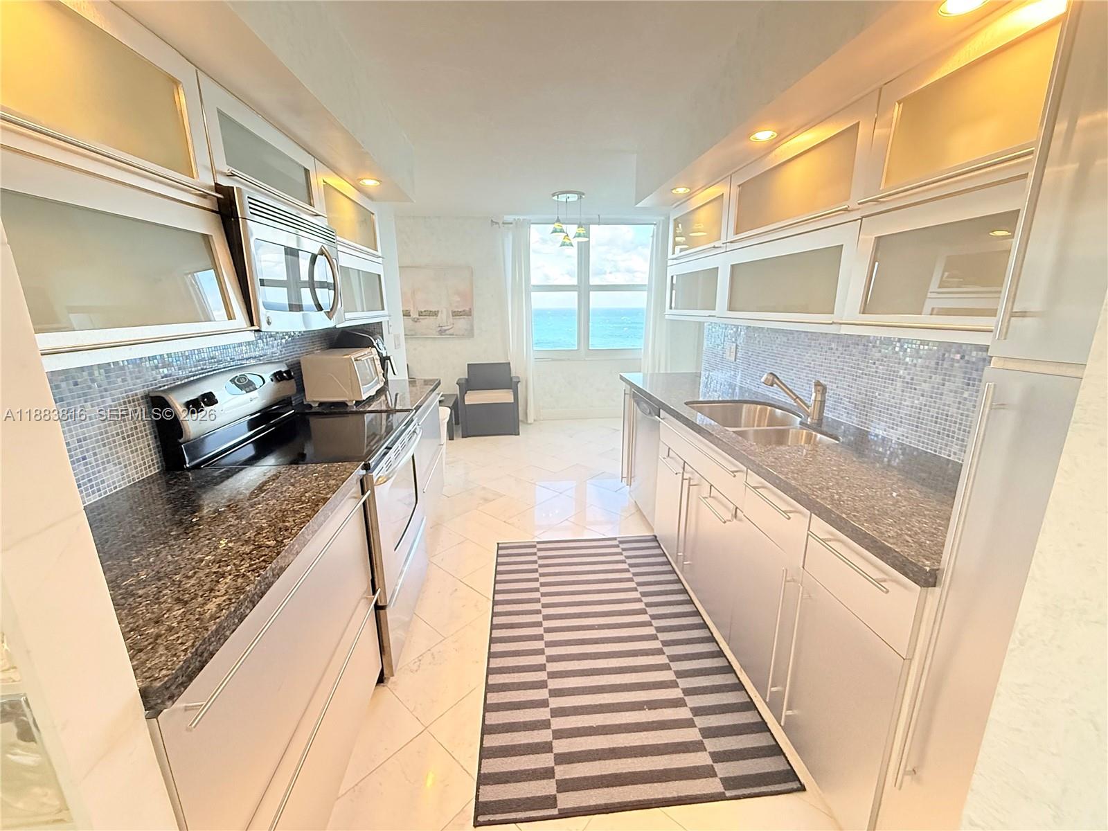 2751 S Ocean Drive 1204s Property Photo 14