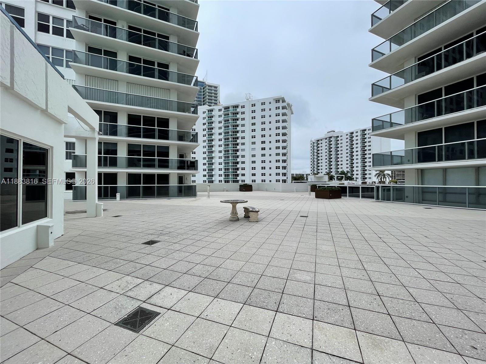 2751 S Ocean Drive 1204s Property Photo 59