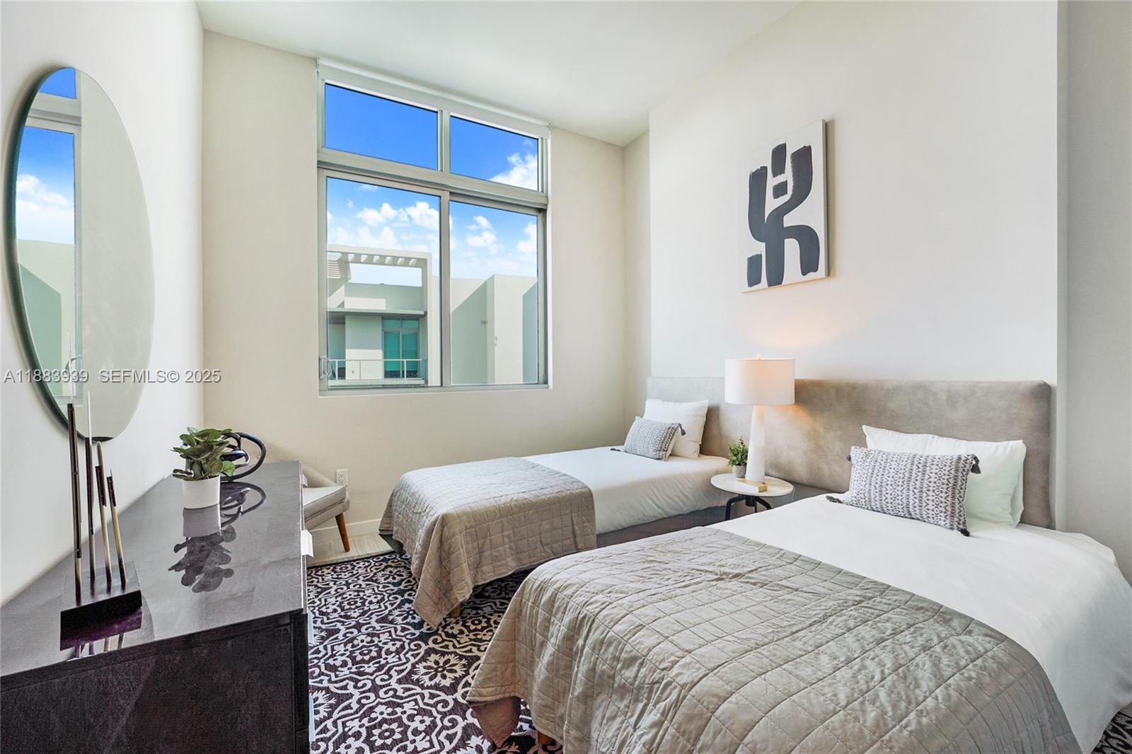 A11883939 Property Photo 9