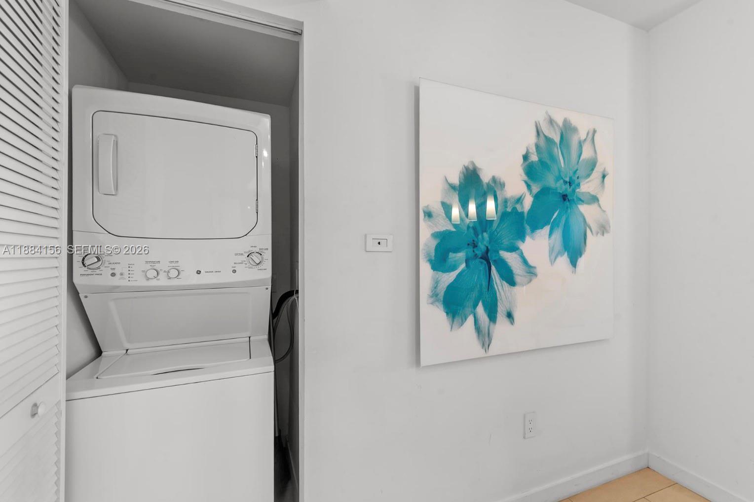 A11884156 Property Photo 20