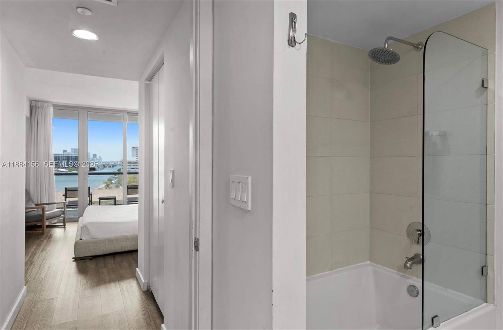A11884156 Property Photo 23