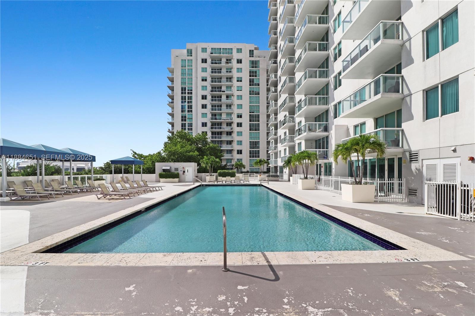 1871 S River Drive 1205 Property Photo 20