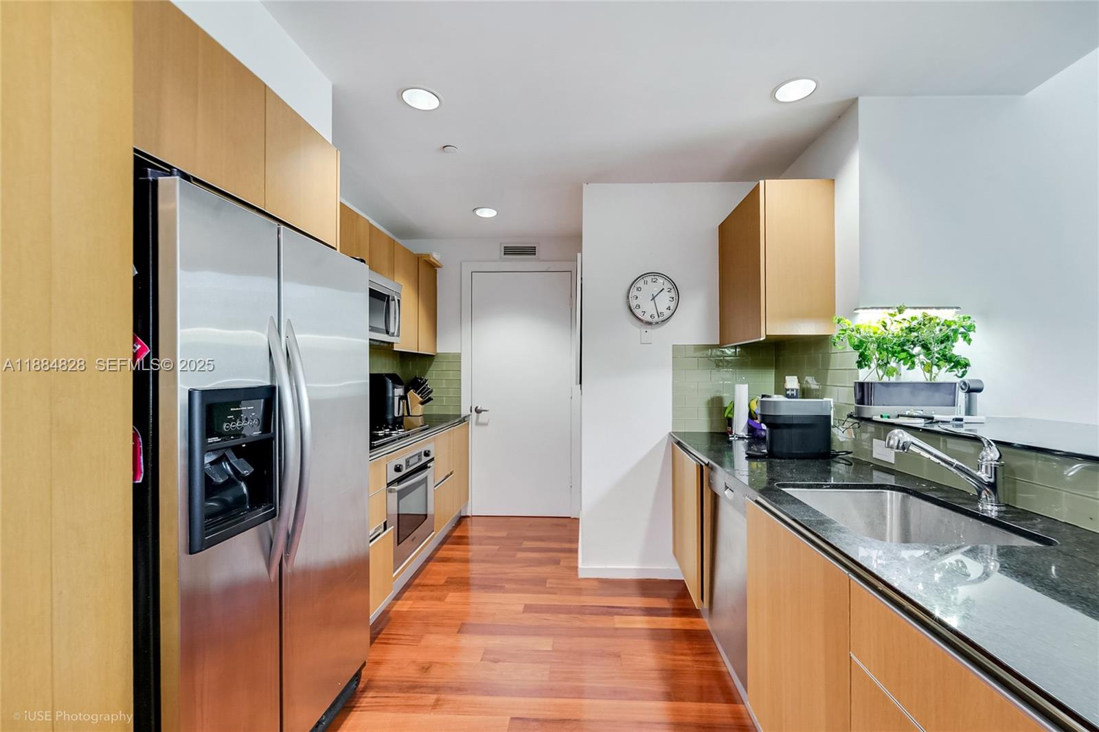 1060 Brickell Avenue 1203 Property Photo 9