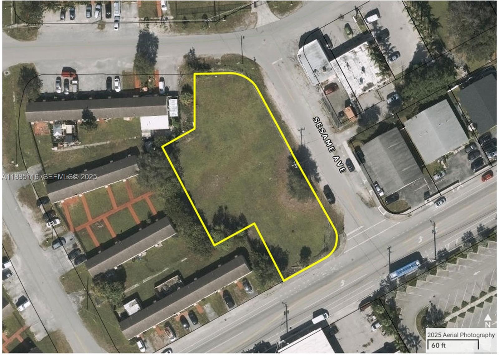 A11885116 Property Photo 2