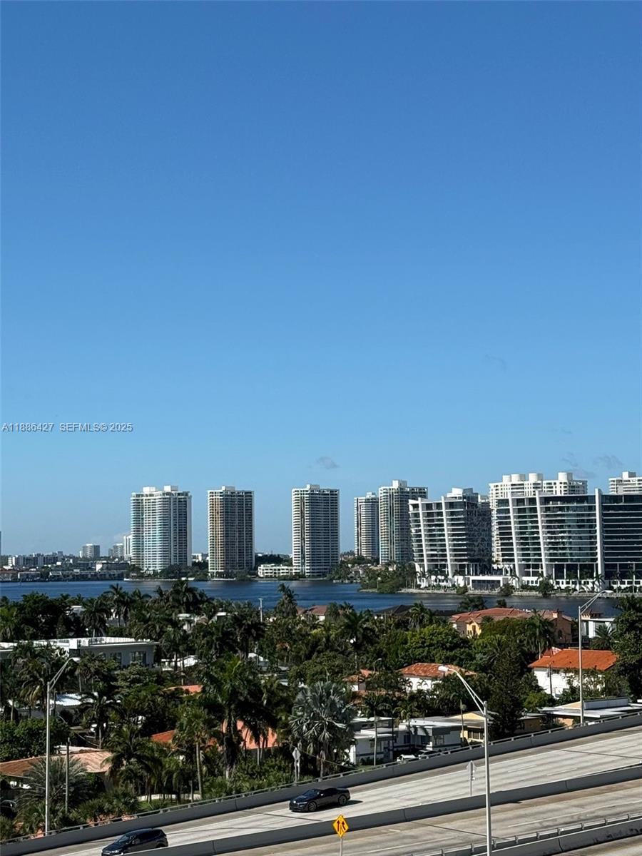 19370 Collins Avenue 904 Property Photo 2