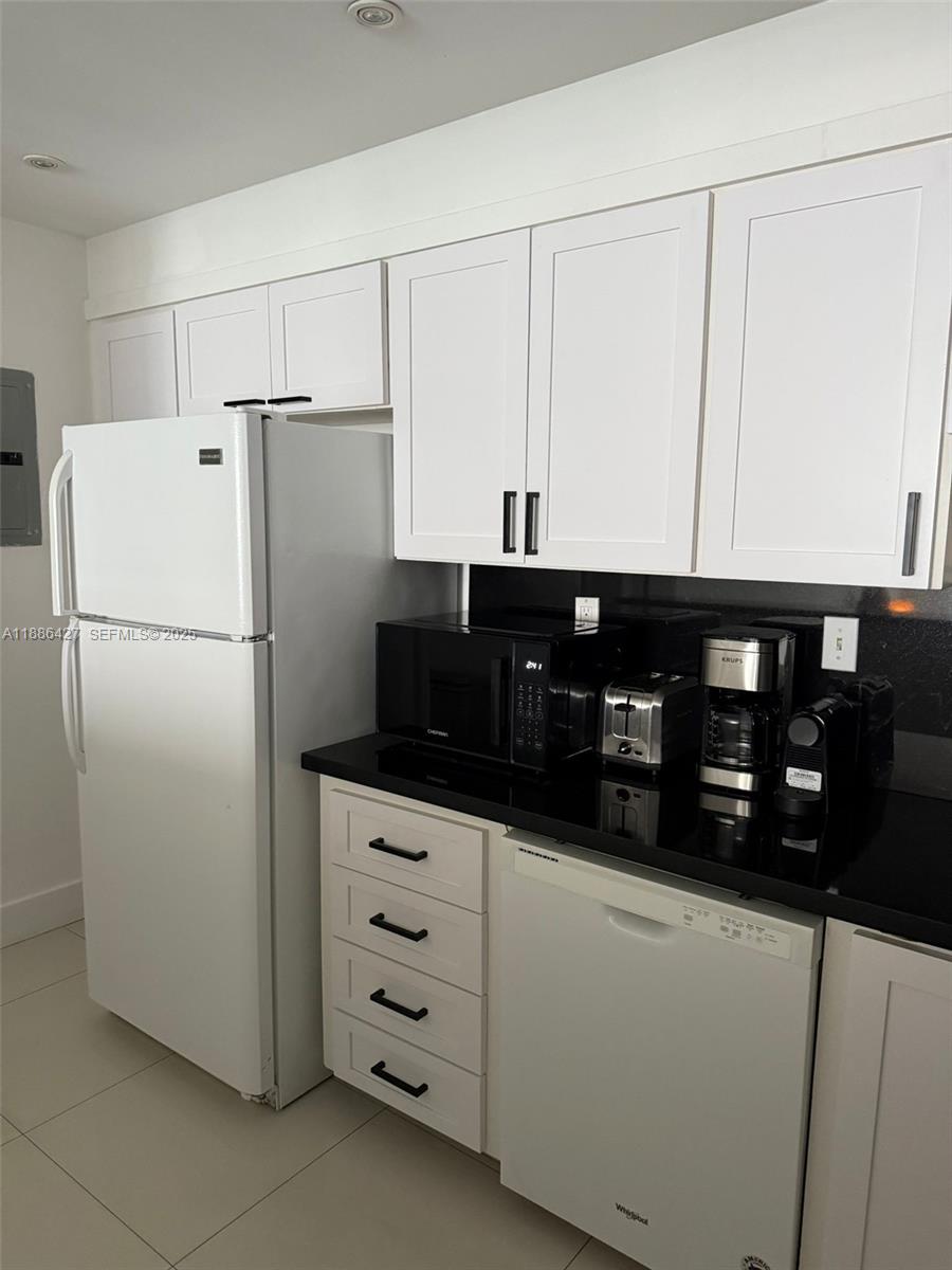 19370 Collins Avenue 904 Property Photo 8