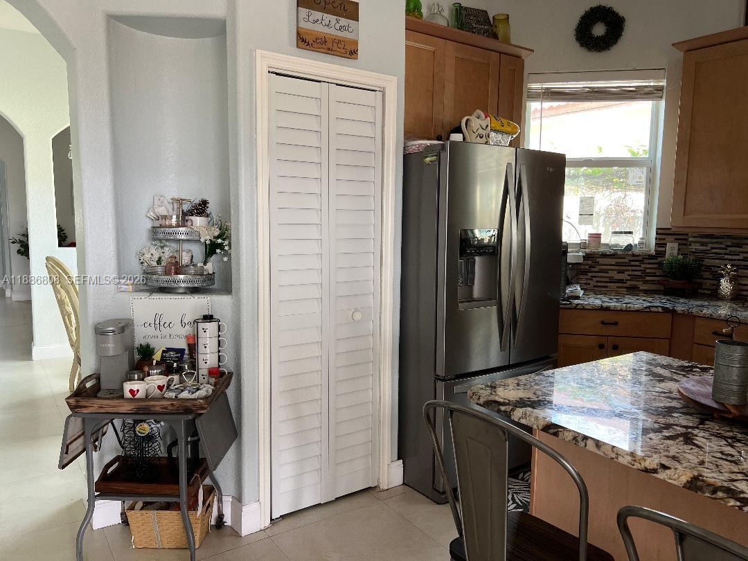 18247 Nw 88th Place Property Photo 14