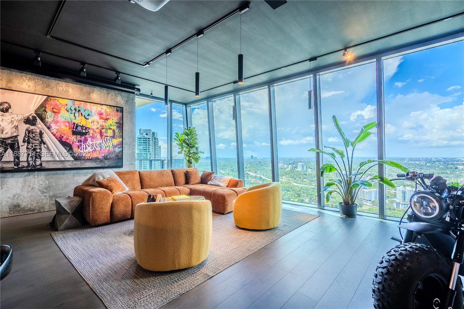 1451 Brickell Avenue 3903 Property Photo 3